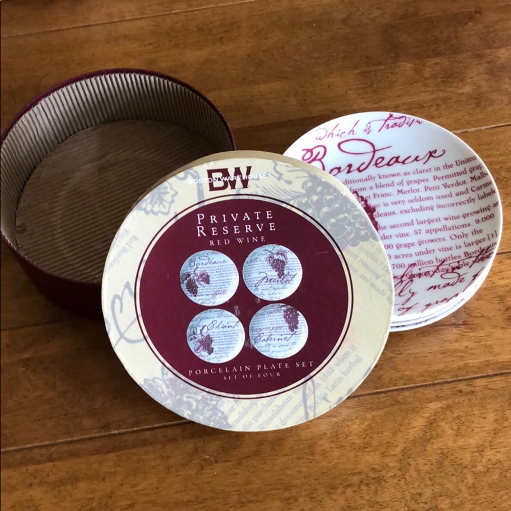 Dessert/cocktail Porcelain Plates, Set of Four - Picture 7 of 8
